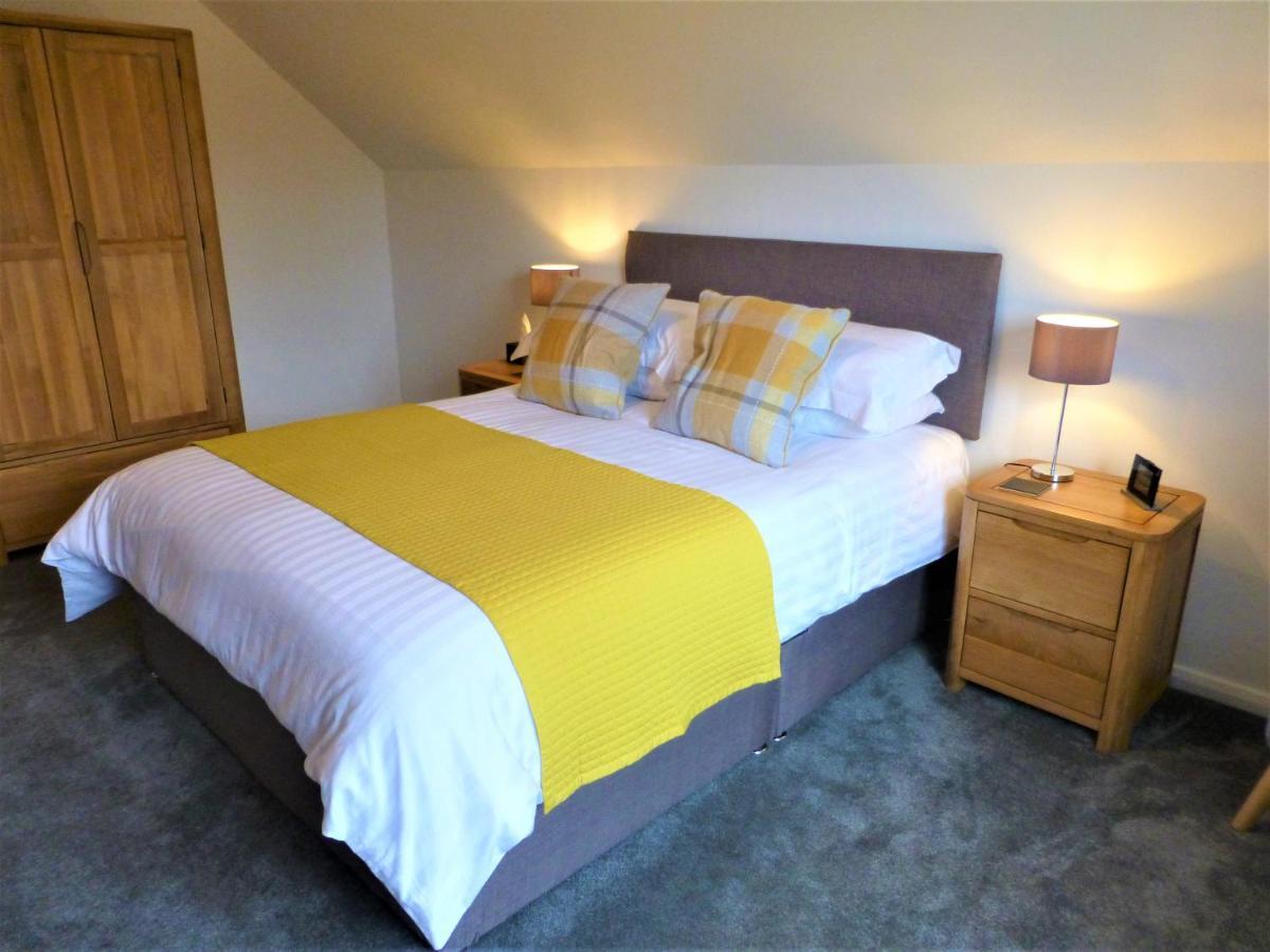 Gerycastell Luxury Holiday Apartment With Stunning Views & Ev Station Point Кармартън Екстериор снимка